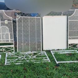 Bird Cage for Medium Sized Birds 