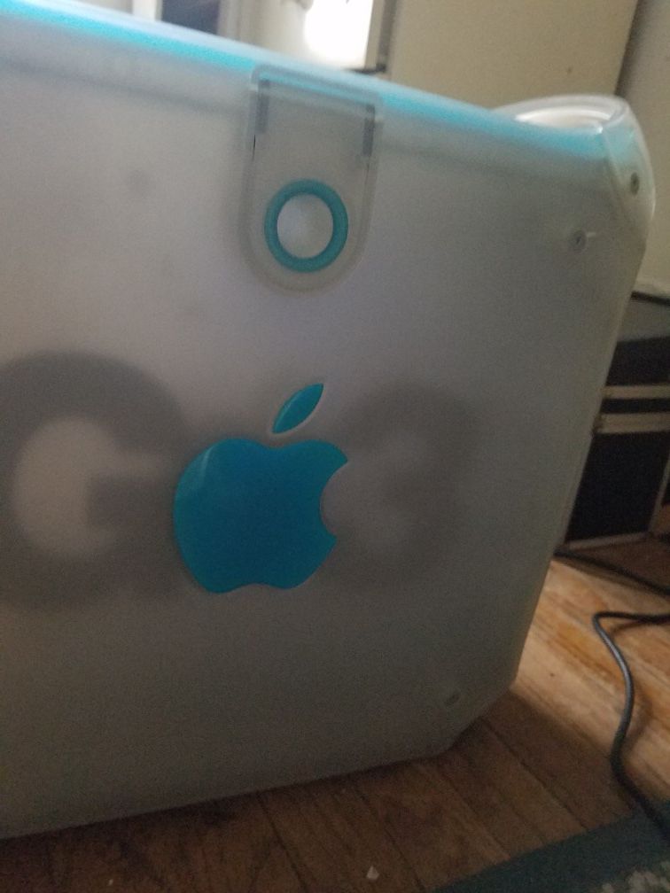 PowerMac G3 vintage computer