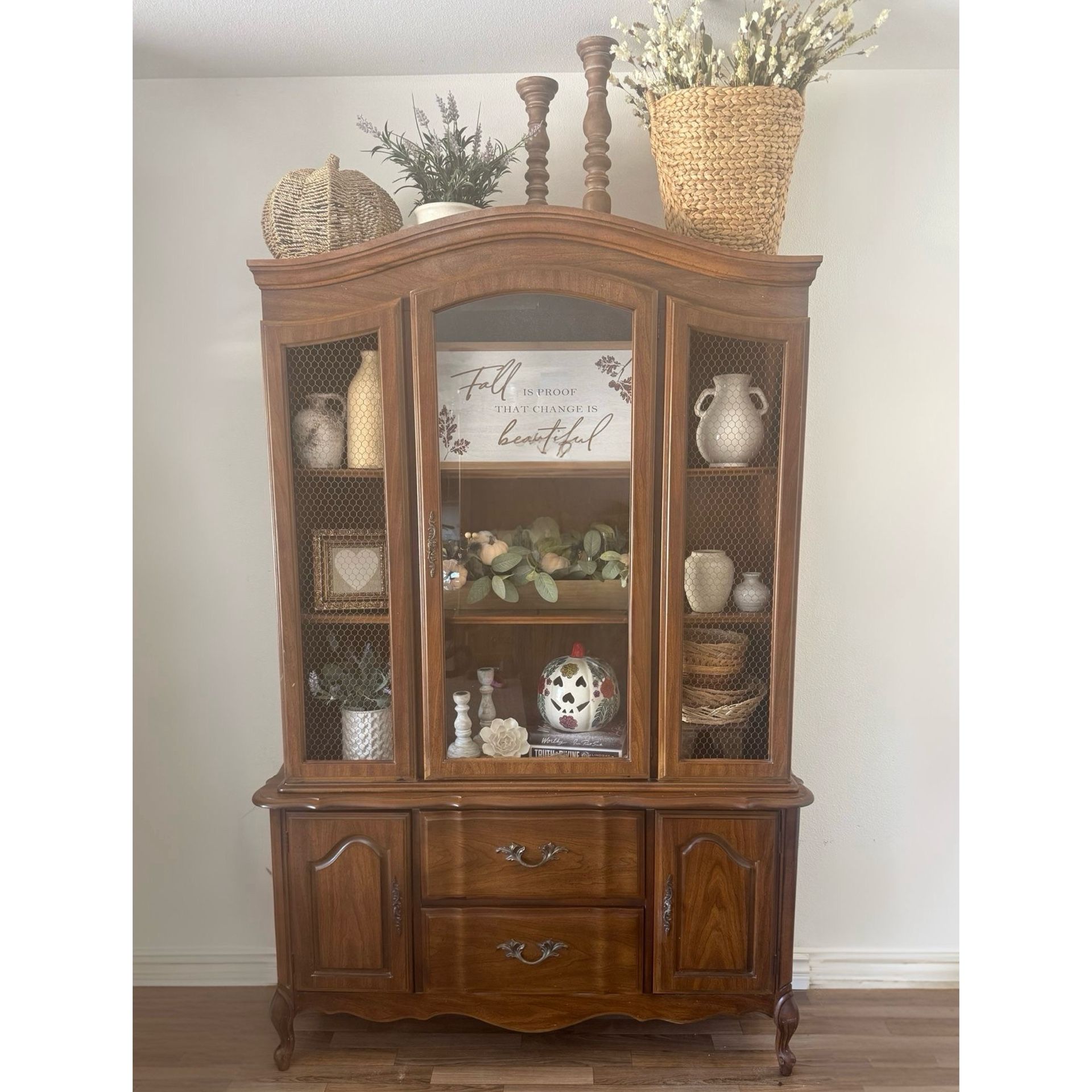 French Provincial Hutch/ China/ Victorian Style/ French Country Style