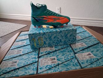 Soccer cleats