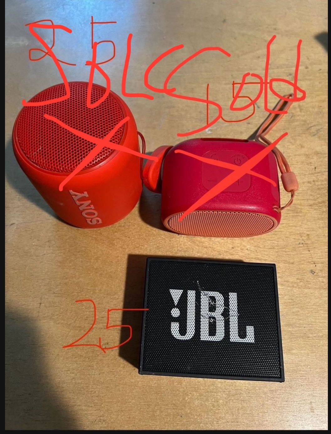 JBL Bluetooth Speakers 