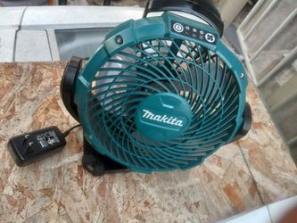 Makita Fan.     12 volts
