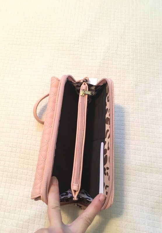 Jessica Simpson Clutch