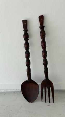 Vintage wooden fork & spoon wall decor