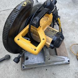 Dewalt Table Saw