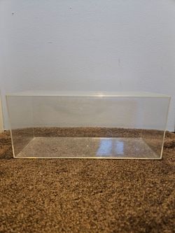 Acrylic Clear Display Case