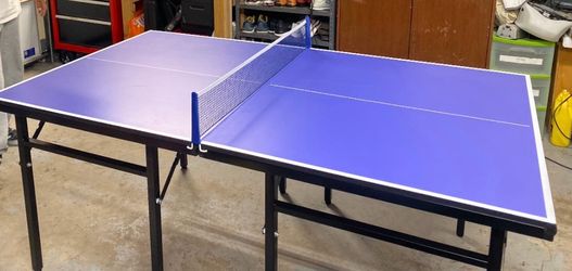 Ping pong table