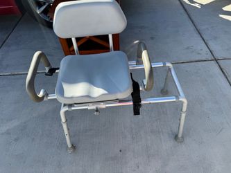 Shower chair 360 motion
