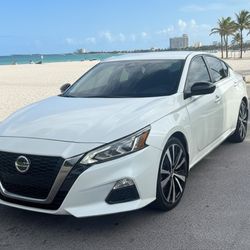 2020 Nissan Altima