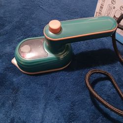 Foldable Mini Iron