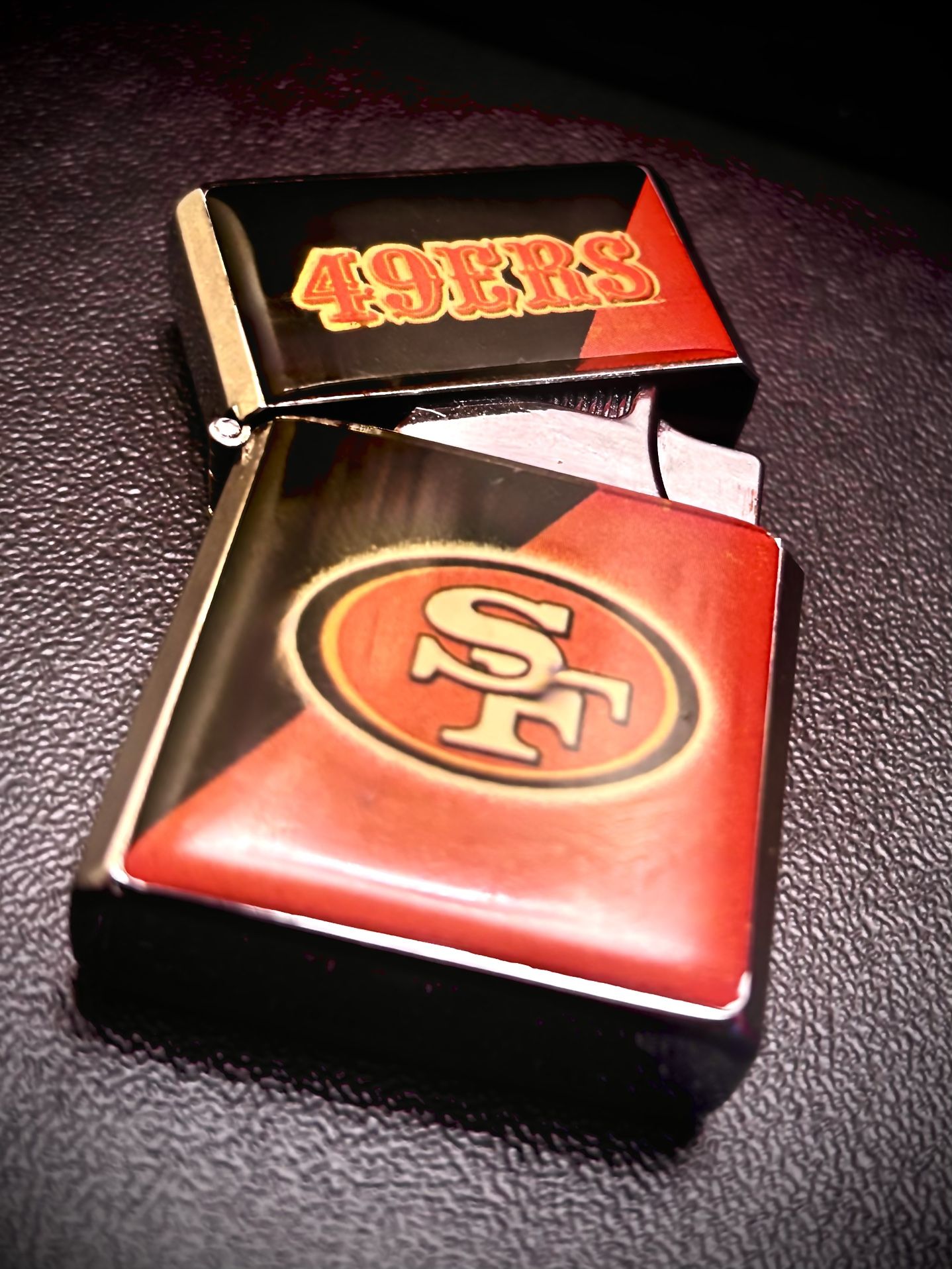๐ฅ Vintage NFL Butane Lighters โ Raiders & 49ers Collectibles! ๐ฅ