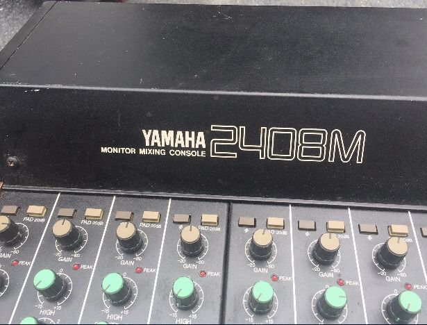 Yamaha 2408 Mixer