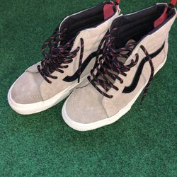 Vans Sk8 Hi - Men’s 7 | Women’s 8.5