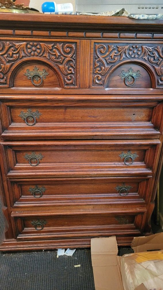Link ~ Taylor Antique Furniture, 2 Peices