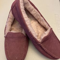 Ugg slippers
