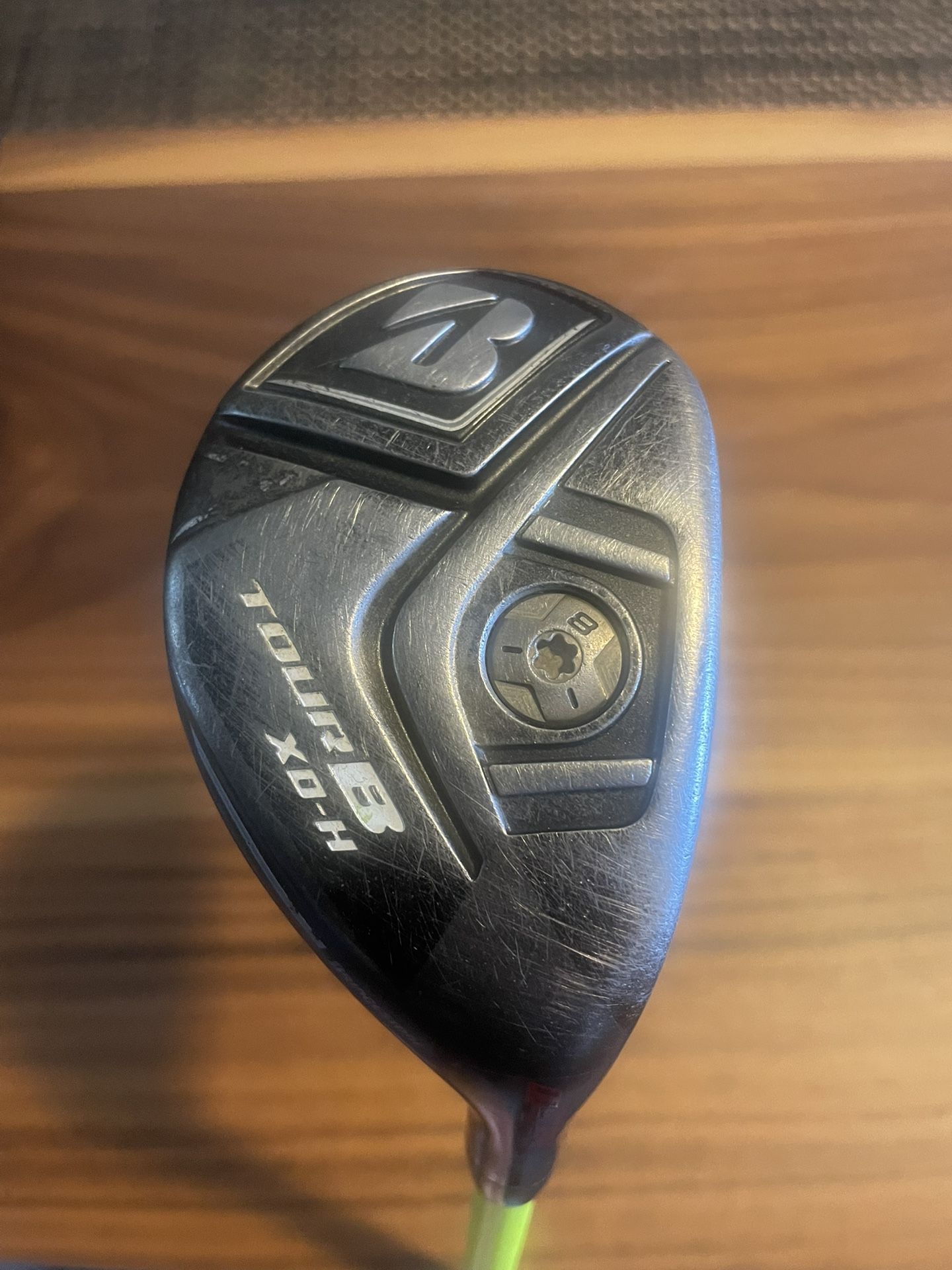 Bridgestone Tour B Hybrid