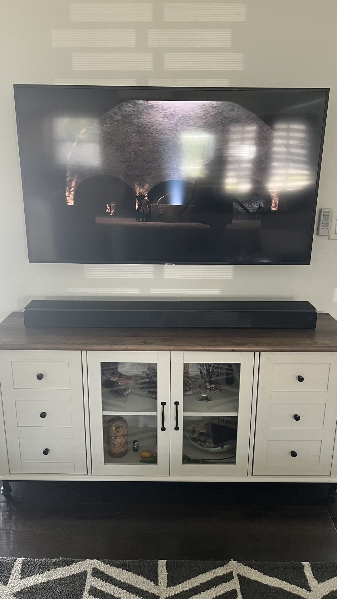 Samsung Harman Kardon Dolby Atmos 7.1.4 Soundbar HW-Q90R