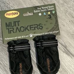 DOG  SHOES $10 Size 3