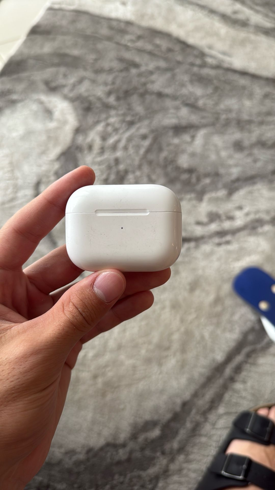 Airpod Pro’s Charging Case