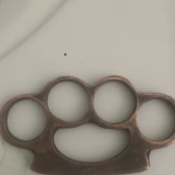 Brass knuckles
