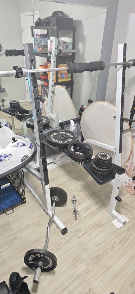 Bench Press/ Squat Rack