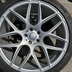 Mercedes Benz S550 Wheels & Tires