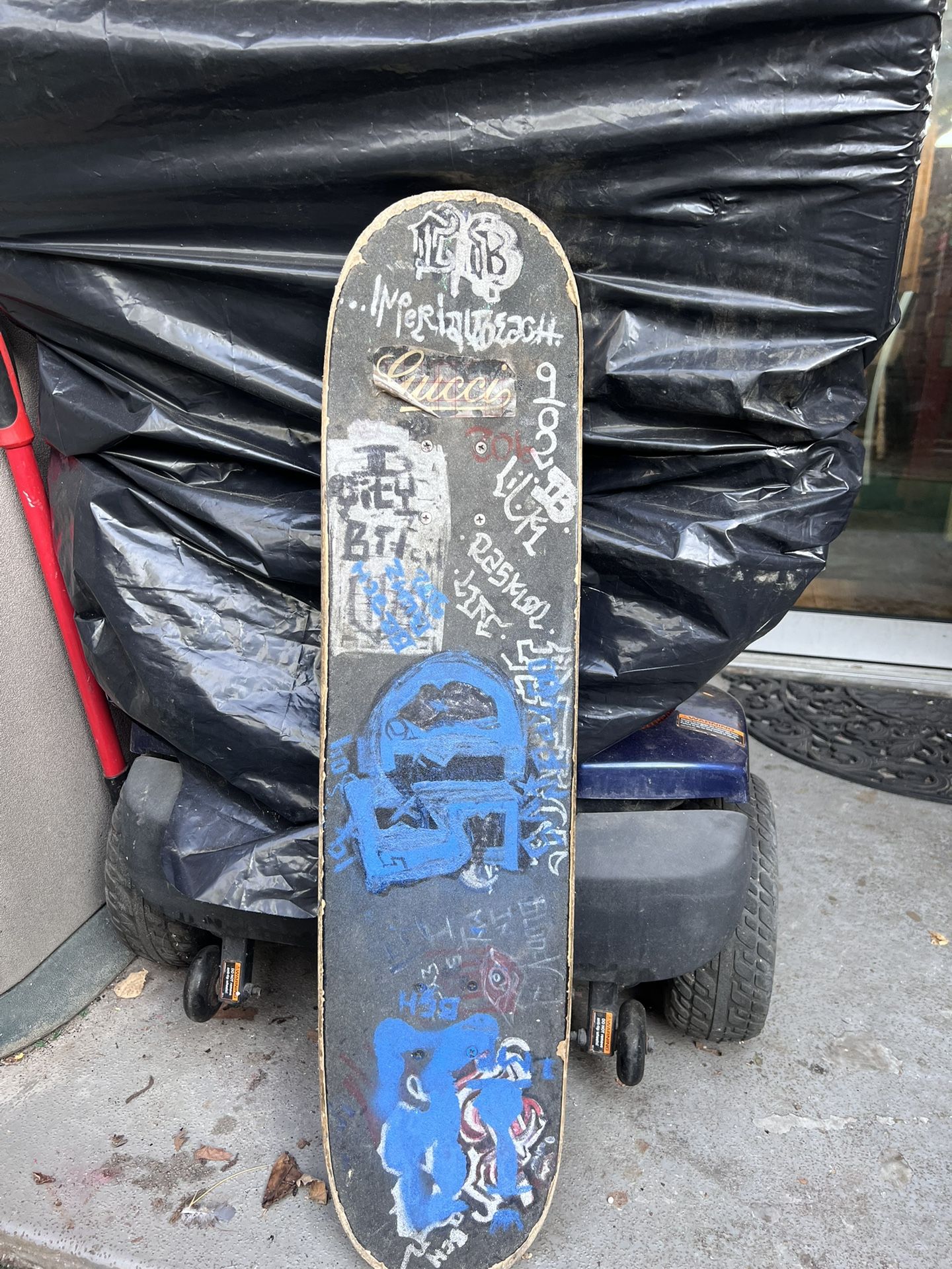 skateboard