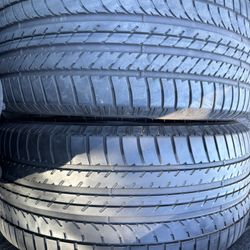 (2) 295/40R22 PAIR OF USED TIRES GOOD YEAR 80% LIFE !!