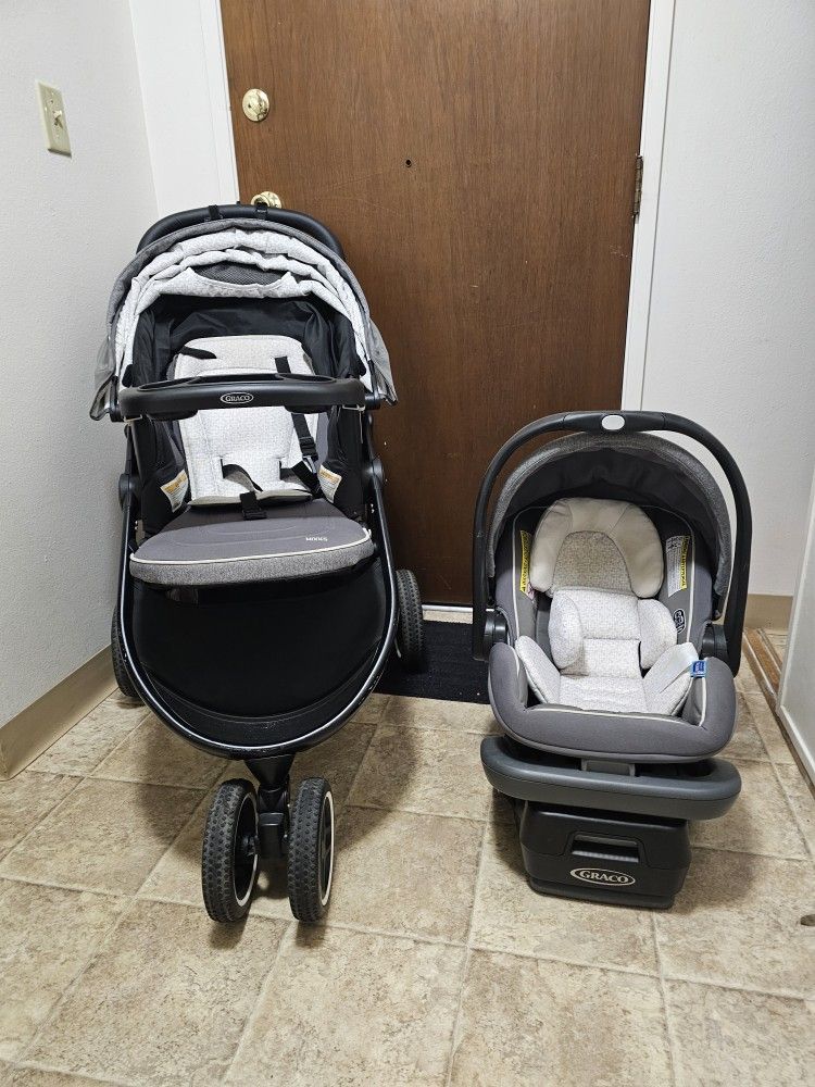 Graco Travel System With Stroller & Car seat