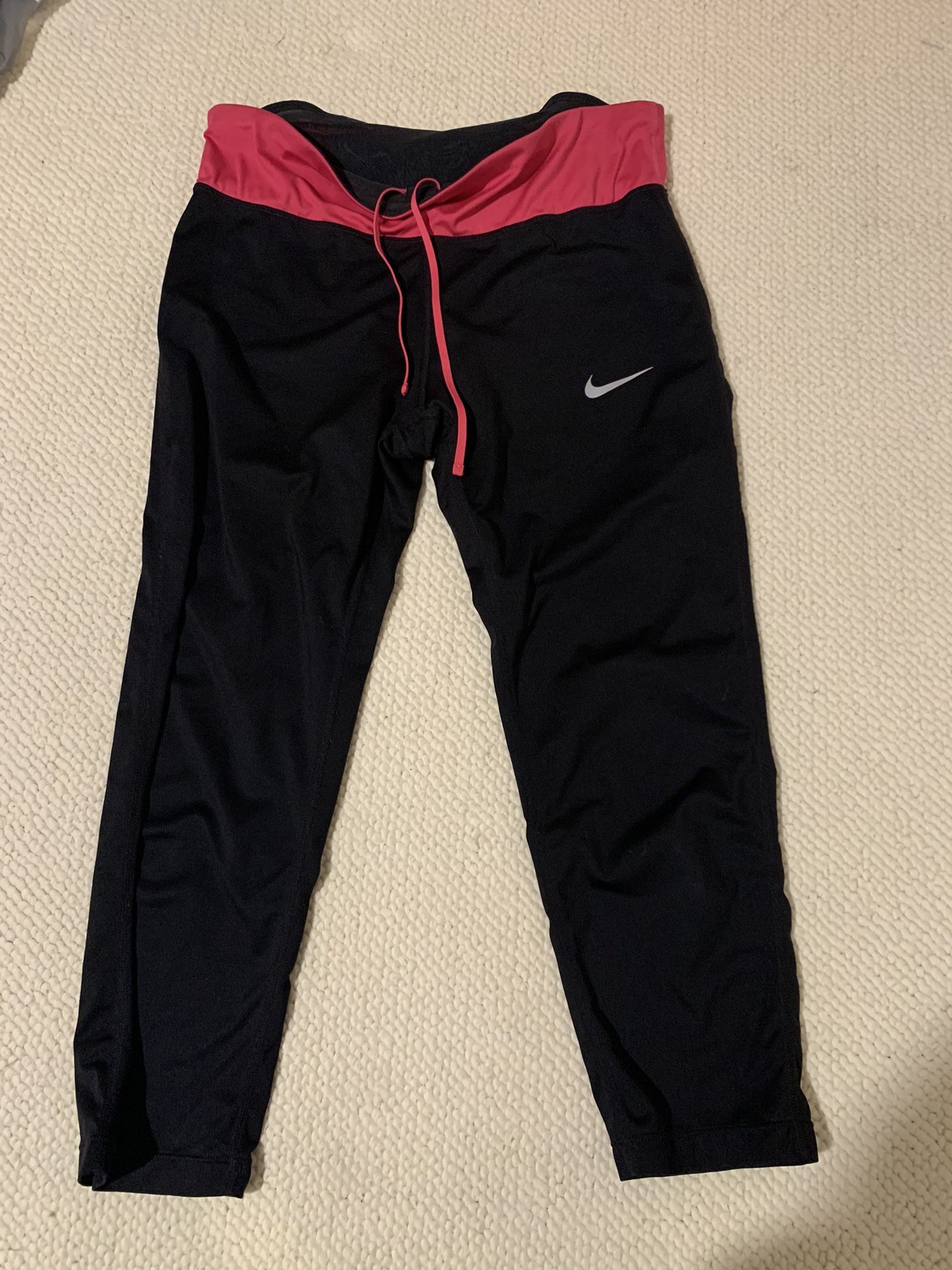 Womens Large Nike Black Pink Capri Cropped Leggings