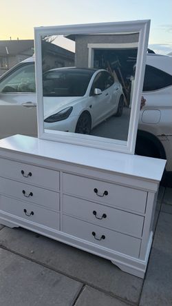 White Dresser with Mirror