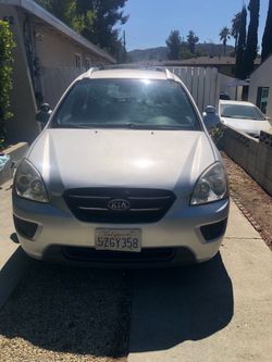 2007 KIA Rondo