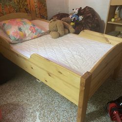 Sustainable Toddler Bed