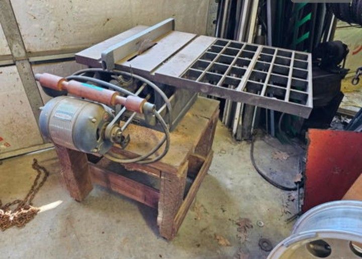 Vintage Sears Roebuck Craftsman Table saw