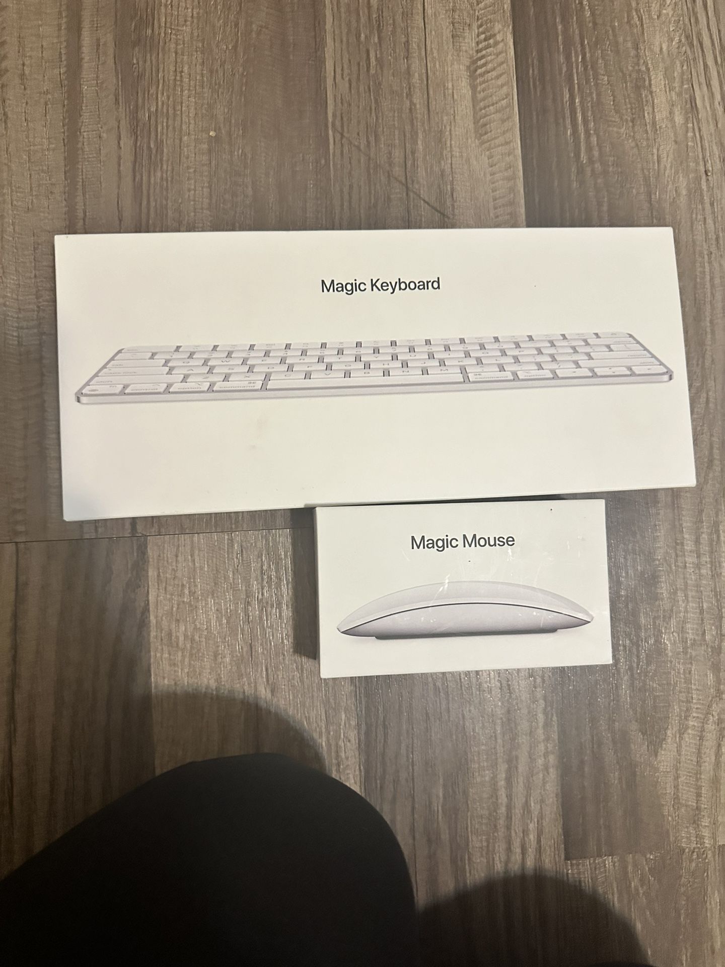 Apple Magic Keyboard And mouse 
