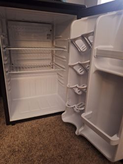 Small Refrigerator