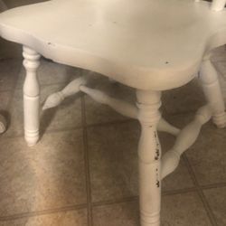 4 White Dining Chairs  ** Negotiable .. Please message Me 