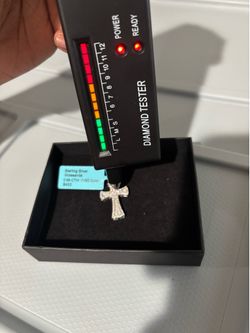 Hollow back moissanite cross pendant  with 925 sterling silver