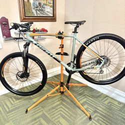 Giant Talon 3  Mountain Bike 29”