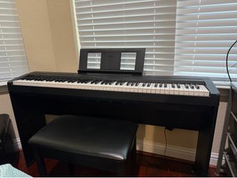 Barely used digital piano yamaha p-45