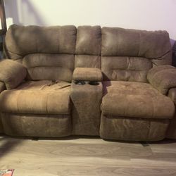 Sofa / Loveseat / Couch