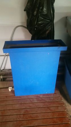 Dip tank for screen recovery