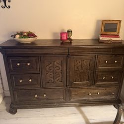 Magnussen Large Solid Wood Dresser – 8 Drawer Storage, Dark Finish