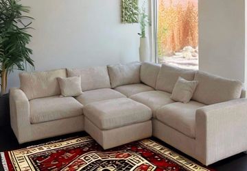 New 99x99 sectional couch with ottoman