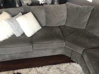 American signature grey sectional deals