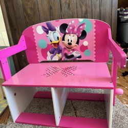 **Disney Minnie Mouse Convertible Activity Bench**