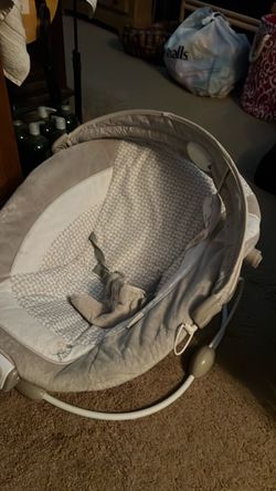 Baby Bassinet Sleeper with Rocker Base