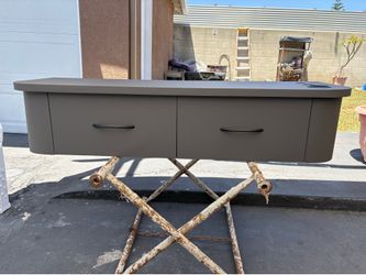 Barber station