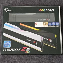 64GB DDR5 6000MHz G.SKILL Trident Z5 RGB