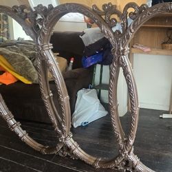 Hollywood Regency triple interlocking oval mirror